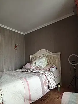 GoddessLara online show from 05-08-26, 11:08
