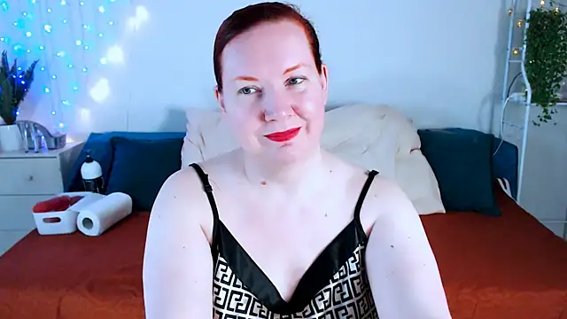 GoddessLara online show from 12-19-25, 08:33