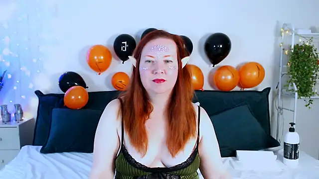 GoddessLara online show from 10-29-25, 11:14