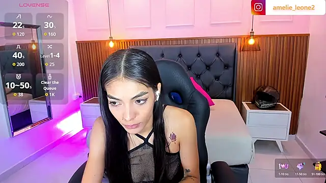 Snapshot of AMELIELEONE chatting on 07-02-26, 12:33 AMELIELEONE online show from 07-02-26, 12:33