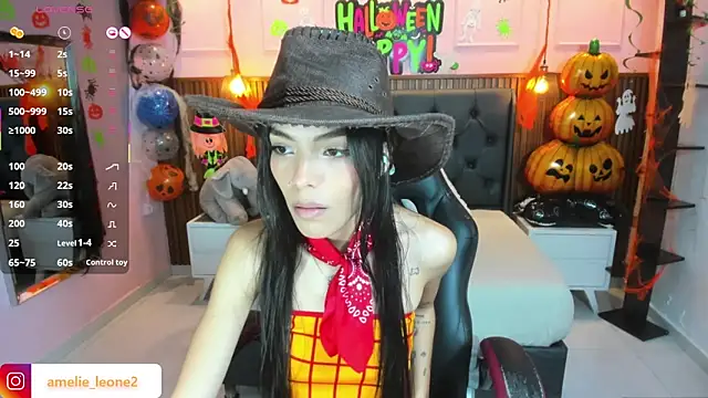 AMELIELEONE online show from 10-31-25, 12:57