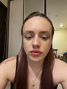 Lisaaan online show from 04-12-26, 04:10