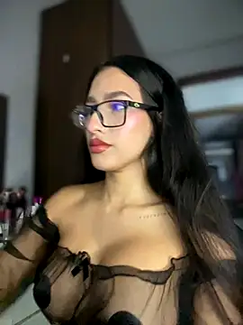 DulceLenns online show from 12-18-25, 07:50