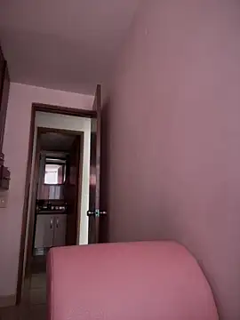 DulceLenns online show from 10-30-25, 06:05