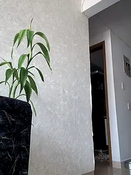 DulceLenns online show from 09-11-25, 06:08