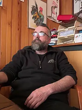 jim470 online show from 03-17-25, 05:16