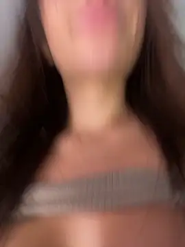 Emmily 19 online show from 03-18-25, 11:20