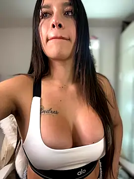 Emmily 19 online show from 09-19-25, 01:09