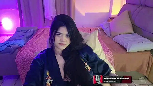 Snapshot of feluriana chatting on 05-15-26, 10:52 feluriana online show from 05-15-26, 10:52