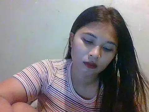 Snapshot of wildsexypinay33x chatting on 11-01-25, 02:18 wildsexypinay33x online show from 11-01-25, 02:18