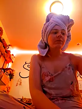 ScarletCallings420 online show from 11-24-25, 09:26