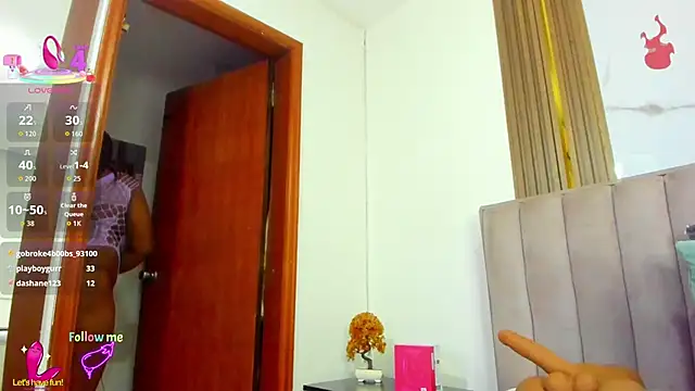 CristinSexy online show from 12-01-25, 10:49