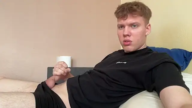 sexybooii6968 online show from 02-12-26, 01:33