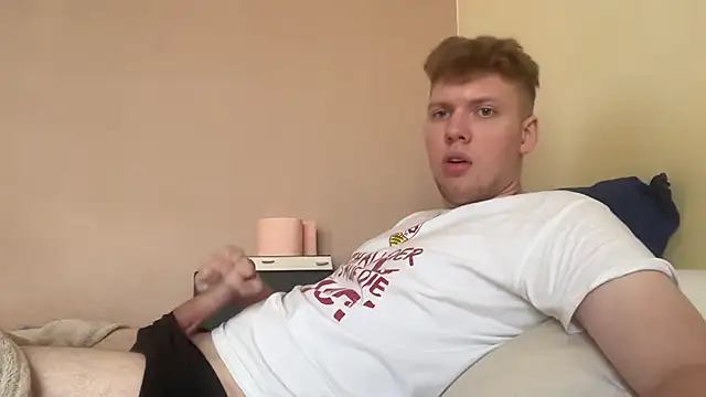 sexybooii6968 online show from 05-05-26, 11:46