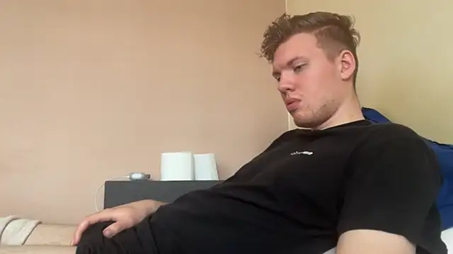 sexybooii6968 online show from 10-02-25, 11:46