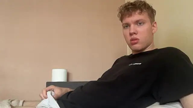 sexybooii6968 online show from 10-03-25, 09:33