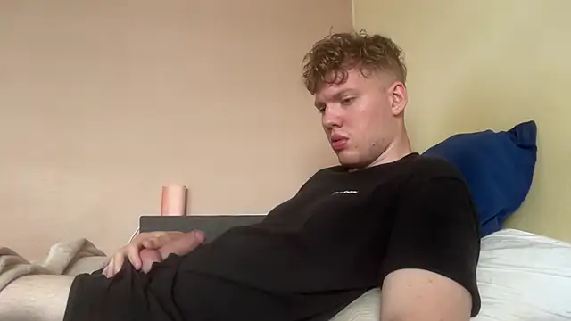 sexybooii6968 online show from 07-06-26, 10:22