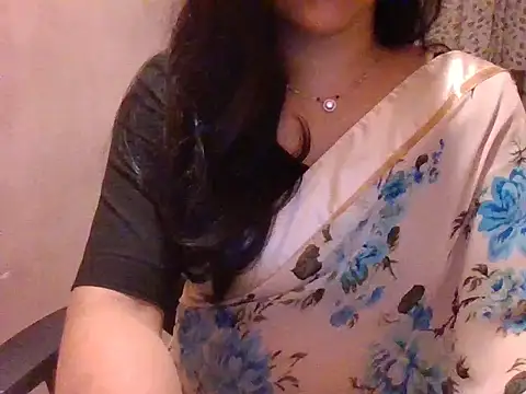 Snapshot of Pinky_4 chatting on 07-07-26, 06:47 Pinky 4 online show from 07-07-26, 06:47