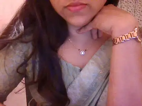 Snapshot of Pinky_4 chatting on 06-17-26, 12:21 Pinky 4 online show from 06-17-26, 12:21