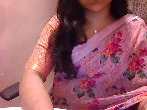 Snapshot of Pinky_4 chatting on 06-02-26, 06:19 Pinky 4 online show from 06-02-26, 06:19