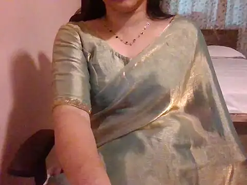 Pinky 4 online show from 11-17-25, 11:47