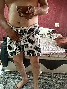 Snapshot of hornydick4you chatting on 02-13-26, 06:57 hornydick4you online show from 02-13-26, 06:57