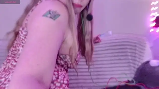 ScarletCarnal online show from 09-13-25, 11:38