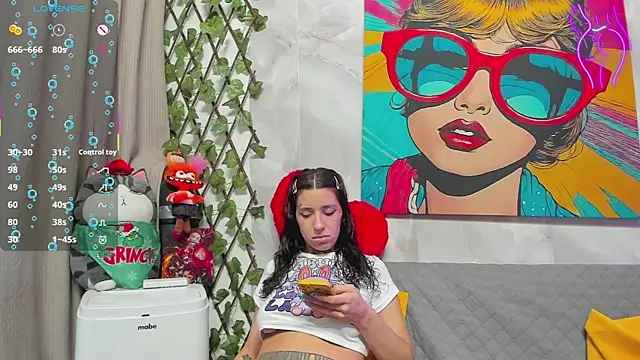 GabiMorgan online show from 11-30-25, 09:04