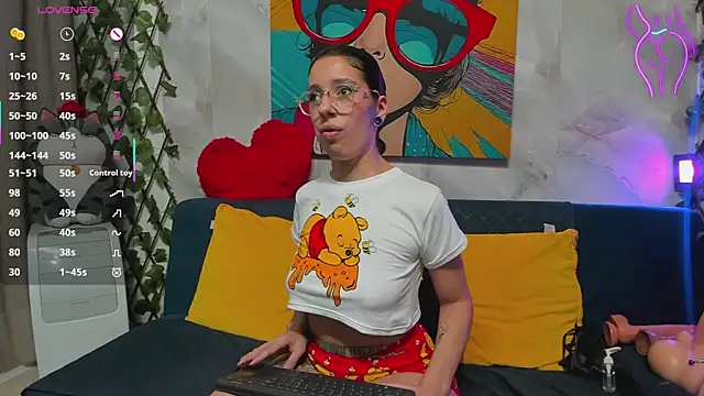 GabiMorgan online show from 10-15-25, 09:23