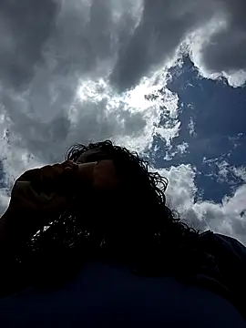 Simone Miller online show from 10-01-25, 03:38