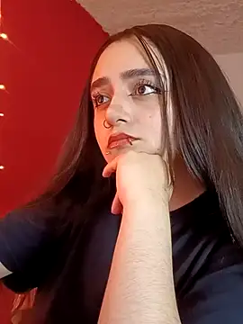 Snapshot of IvonneT chatting on 10-20-25, 12:02 IvonneT online show from 10-20-25, 12:02