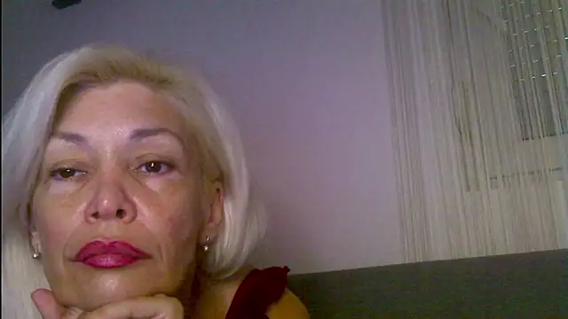 Snapshot of EvaaMina chatting on 07-07-26, 06:47 EvaaMina online show from 07-07-26, 06:47