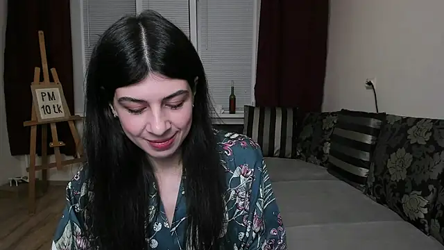 MolagAnna online show from 10-23-25, 05:44