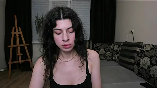 Snapshot of MolagAnna chatting on 06-17-26, 06:07 MolagAnna online show from 06-17-26, 06:07