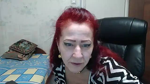 Snapshot of MilayaDFlow chatting on 02-14-25, 03:15 MilayaDFlow online show from 02-14-25, 03:15