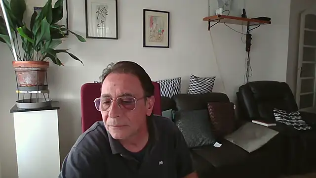 HETEREOMAN online show from 10-19-25, 04:10