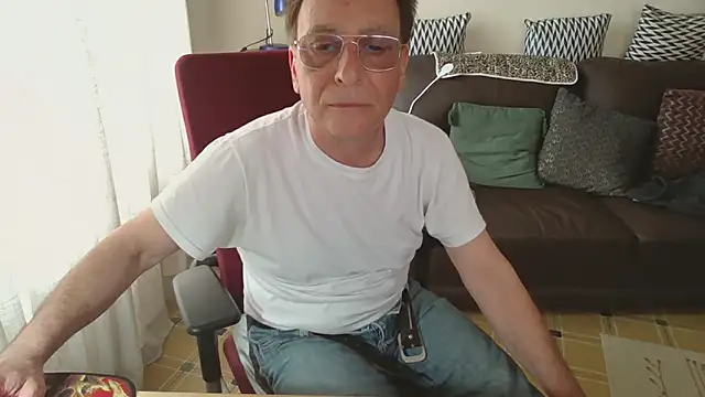 HETEREOMAN online show from 04-11-26, 03:38