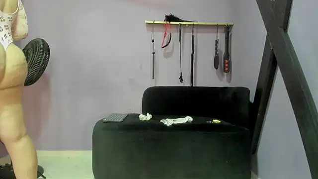 Snapshot of kathe_hot chatting on 06-01-26, 07:24 kathe hot online show from 06-01-26, 07:24