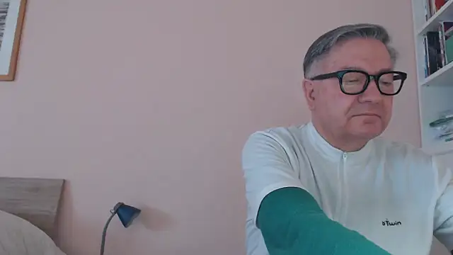 YOU6me online show from 02-16-26, 08:46