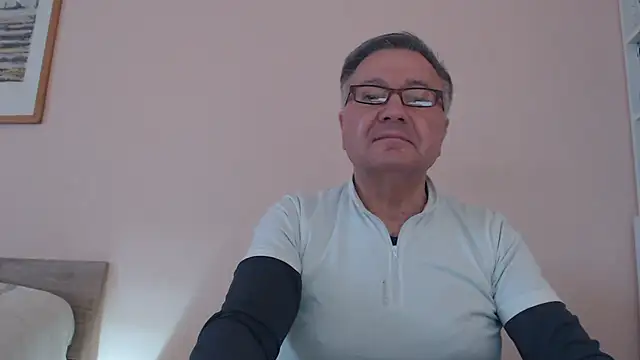 YOU6me online show from 12-01-25, 02:07