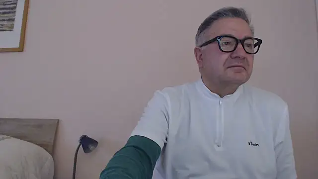 YOU6me online show from 12-04-25, 08:46