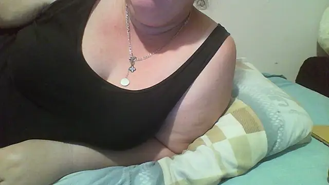 Snapshot of chubbypeach123 chatting on 09-15-25, 09:26 chubbypeach123 online show from 09-15-25, 09:26