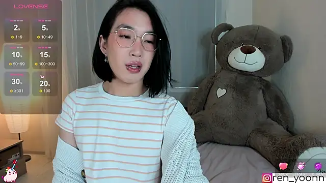 Ren yoon online show from 04-28-26, 09:24
