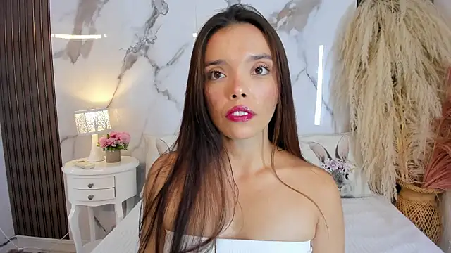 hannahill69 online show from 04-18-26, 04:48