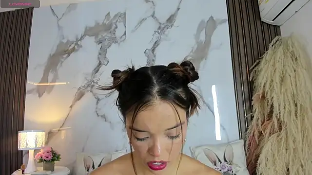 hannahill69 online show from 03-13-26, 04:50