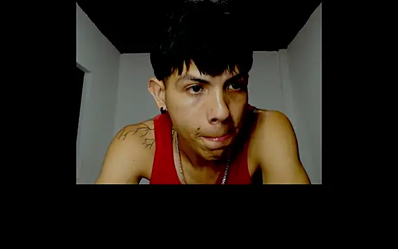 Snapshot of JacobKamilo chatting on 07-06-26, 11:07 JacobKamilo online show from 07-06-26, 11:07