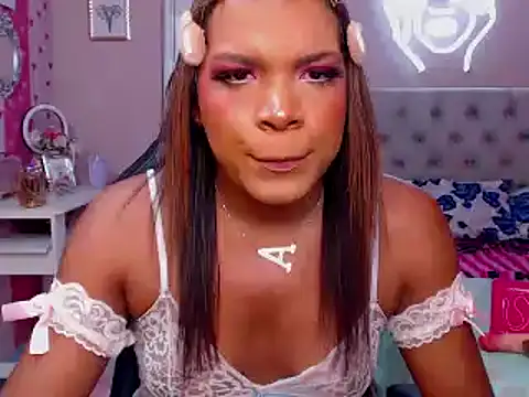 alexa rodriicum online show from 11-05-25, 01:14