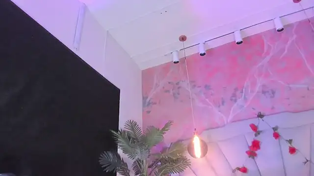 Snapshot of ValerySex_ chatting on 06-18-26, 12:10 ValerySex online show from 06-18-26, 12:10