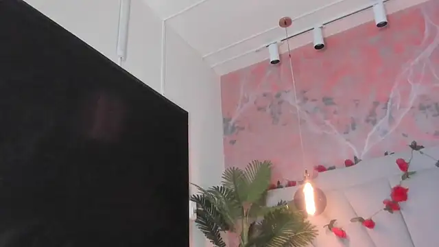 Snapshot of ValerySex_ chatting on 06-03-26, 12:06 ValerySex online show from 06-03-26, 12:06