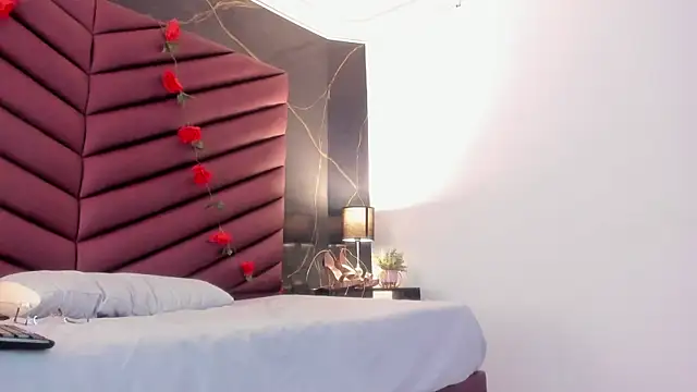 ValerySex  online show from 04-15-26, 07:58